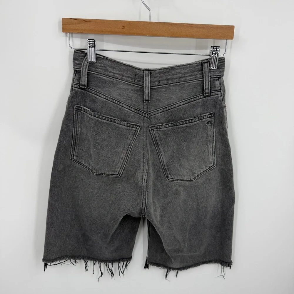 Madewell | High-Rise Long Denim Shorts in Bronxdale Wash Size 25 Style MC657‎